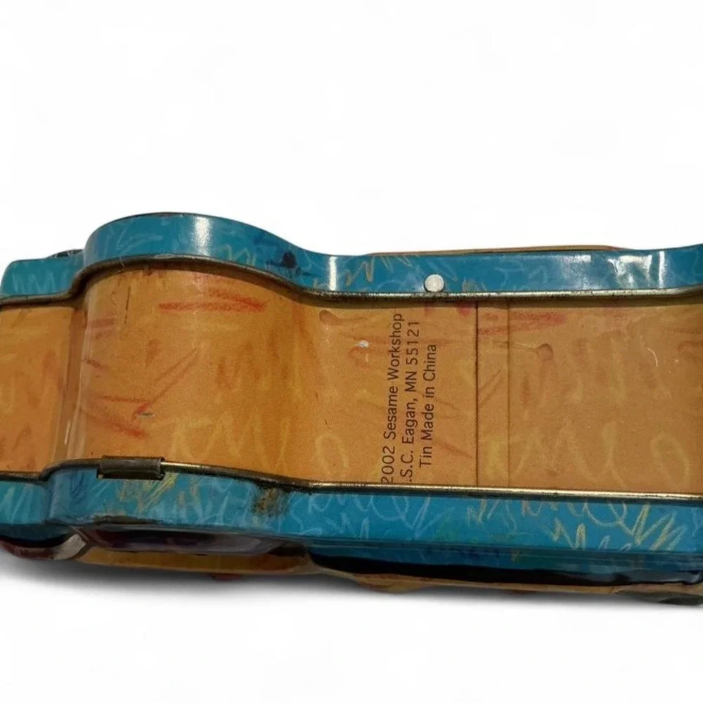 Vintage Sesame Workshop School Bus Lunch Box Kids OS Yellow Good‎ 2002 Elmo Tin